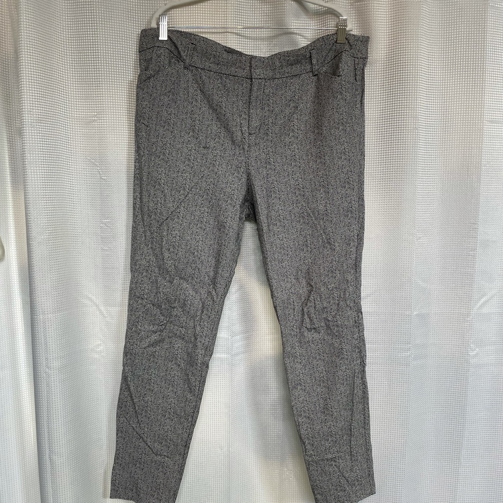 Old Navy Herringbone Pixie Pants